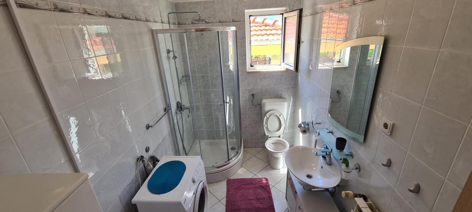 Apartment Sime Трогир Екстериор снимка